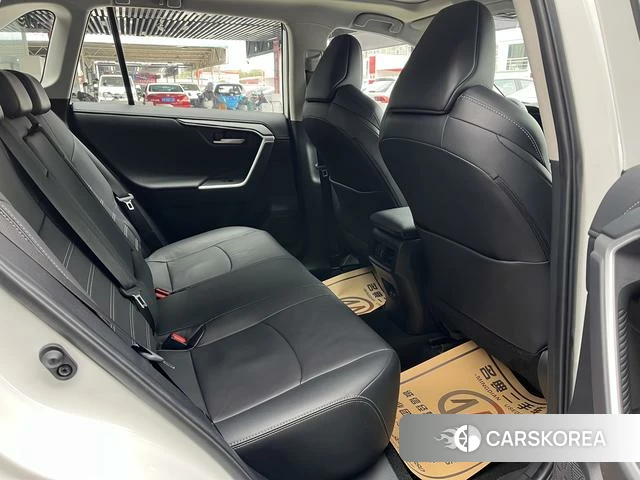 Toyota Wildlander 2023 Белый из Китая, фото 4