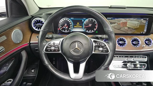Mercedes-Benz E-Class W213 2019 Белый из Кореи, фото 4