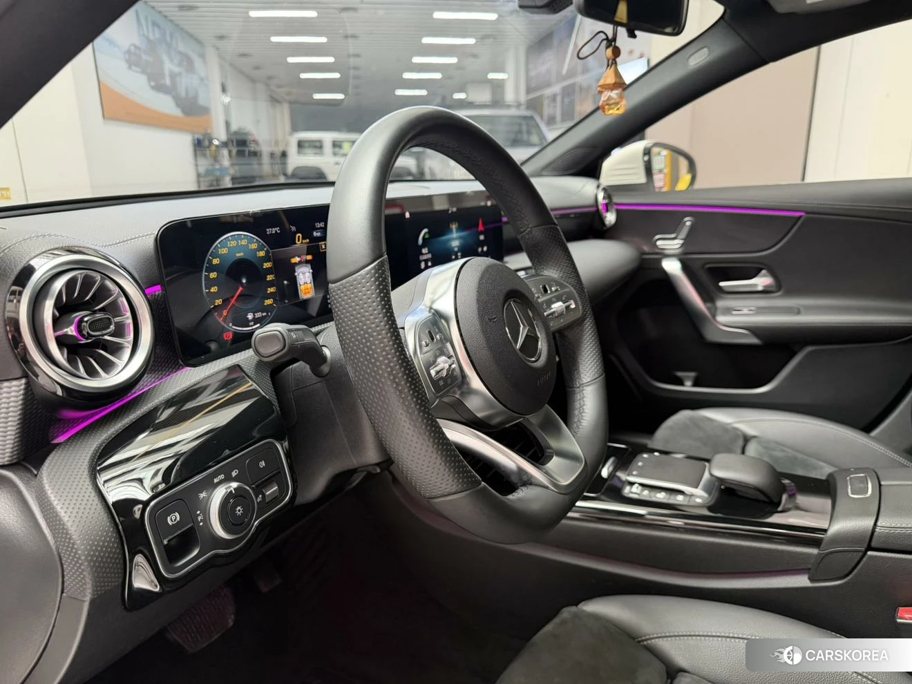 Mercedes-Benz A-Class 2021 Белый из Китая, фото 4