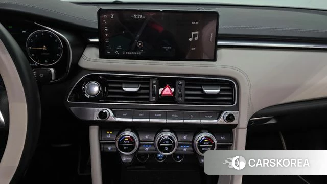 Genesis The New G70 2022 Черный из Кореи, фото 4