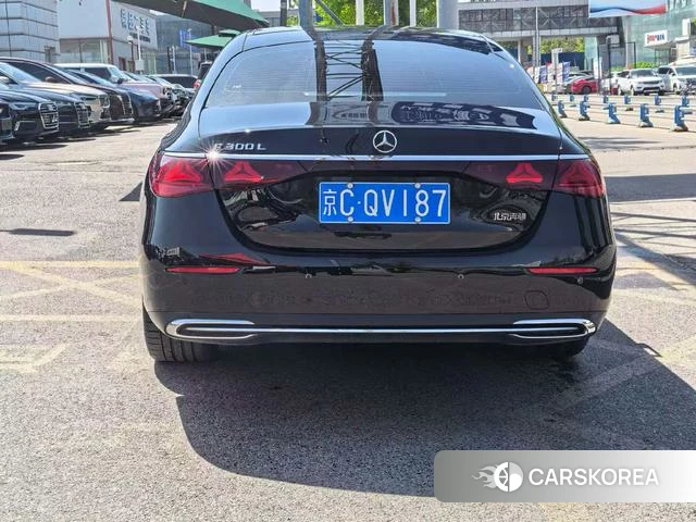 Mercedes-Benz E-Class 2024 Черный из Китая, фото 4