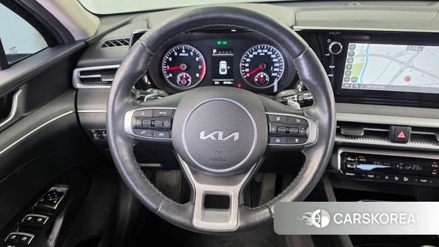 Kia K5 3rd generation 2023 Серый из Кореи, фото 4