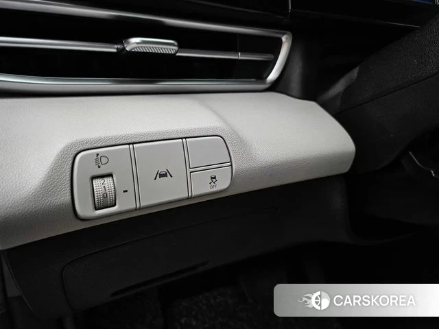 Hyundai Avante (CN7) 2020 Серебристо-серый из Кореи, фото 4