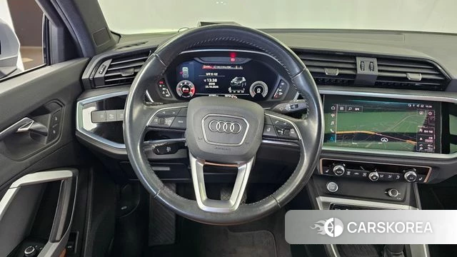 Audi Q3 (F3) 2020 Серебристо-серый из Кореи, фото 4