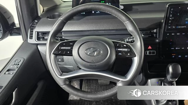 Hyundai Staria 2023 Черный из Кореи, фото 4