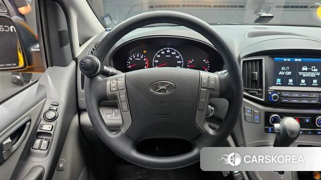 Hyundai The New Grand Starex 2021 Желтый из Кореи, фото 4
