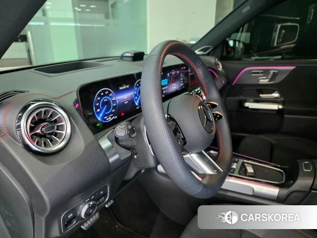 Mercedes-Benz EQB X243 2026 Белый из Кореи, фото 4
