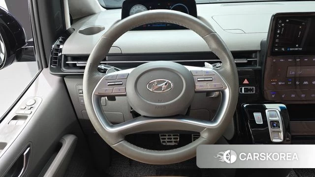 Hyundai Staria 2023 Серый из Кореи, фото 4