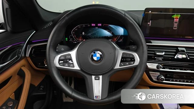 BMW 5 Series (G30) 2022 Белый из Кореи, фото 4