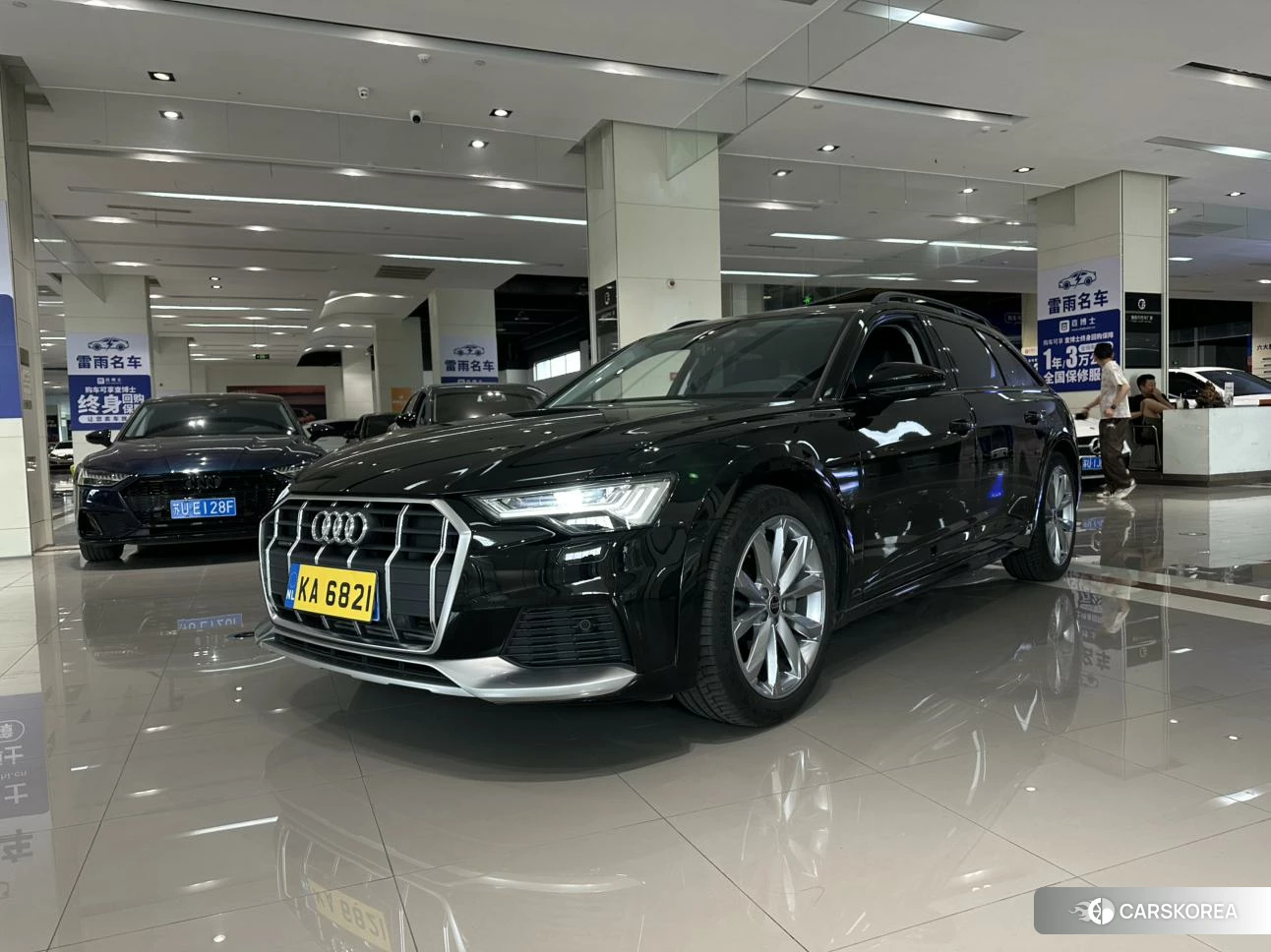 Audi A6 2023 Черный из Китая, фото 4
