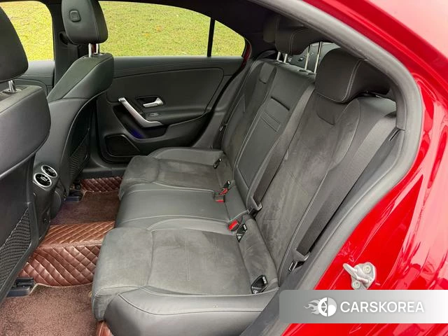 Mercedes-Benz A-Class 2021 Красный из Китая, фото 4