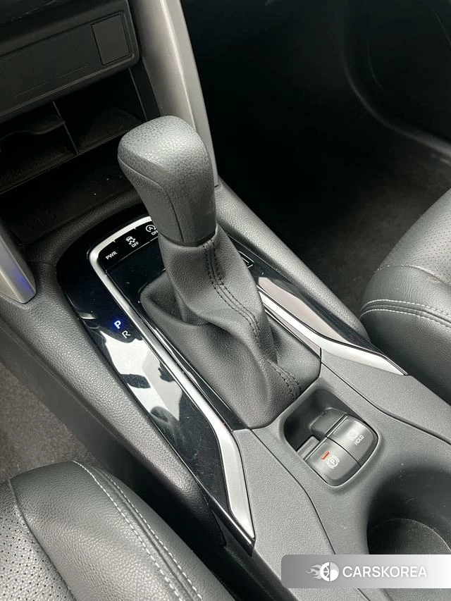 Toyota Corolla 2022 Серебристо-серый из Китая, фото 4