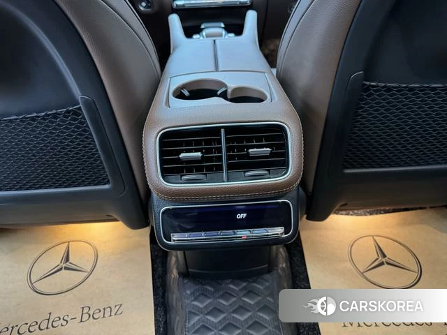 Mercedes-Benz GLE 2024 Черный из Китая, фото 4