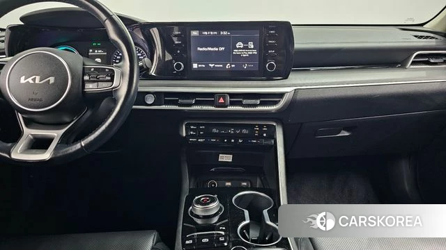 Kia K5 Hybrid 3rd Generation 2023 Черный из Кореи, фото 4