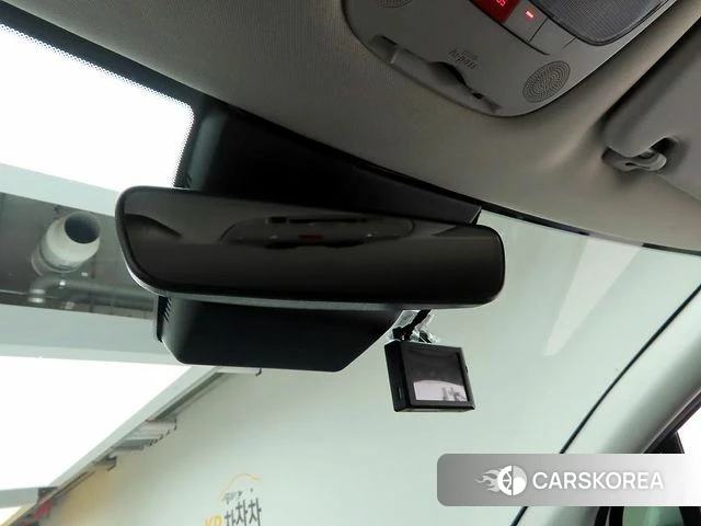 Kia Sportage 5th Generation Hybrid 2023 Белый из Кореи, фото 4