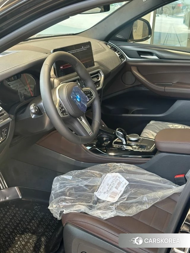 BMW X4 (G02) 2025 Черный из Кореи, фото 4