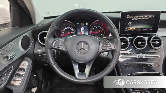 Mercedes-Benz C-Class W205 2018 Белый из Кореи, фото 4