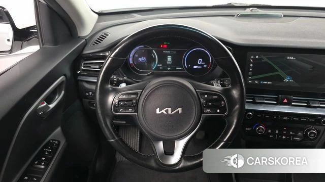 Kia Niro Plus 2022 Белый из Кореи, фото 4
