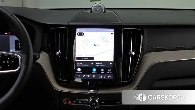 Volvo XC60 second Generation 2023 Белый из Кореи, фото 4