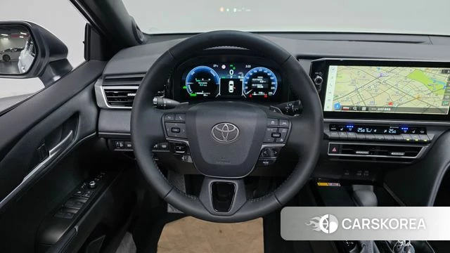 Toyota Camry (XV80) 2026 Белый из Кореи, фото 4