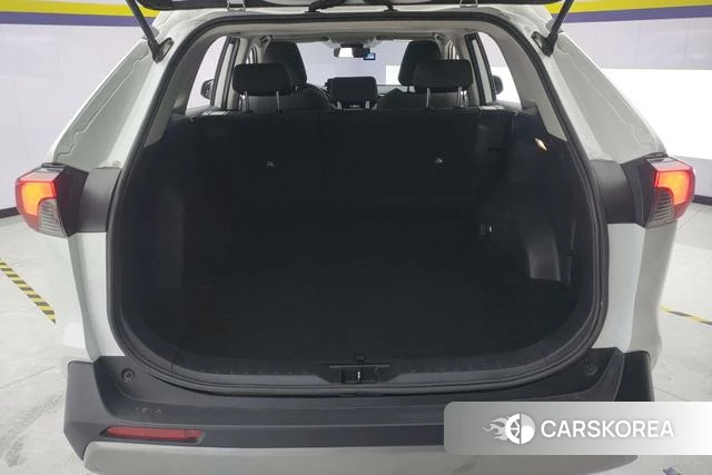 Toyota RAV4 2024 Белый из Китая, фото 4