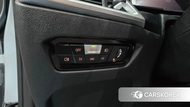 BMW 4 Series (G22) 2026 Цвет галактики из Кореи, фото 4