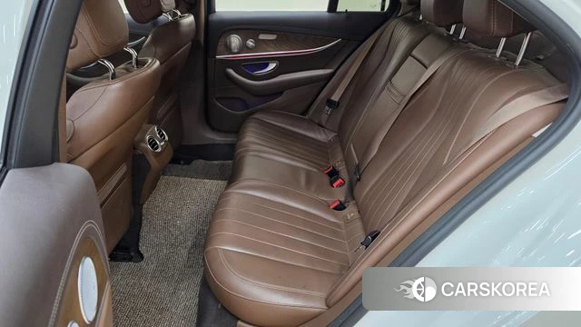 Mercedes-Benz E-Class W213 2020 Белый из Кореи, фото 4