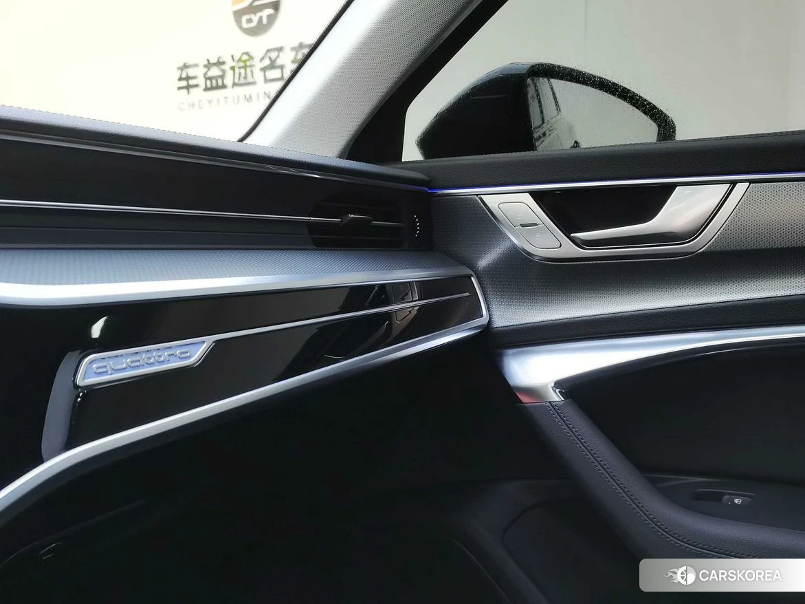Audi A6 2021 Черный из Китая, фото 4