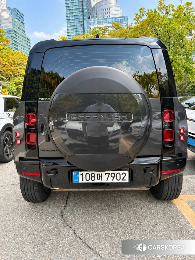 Land Rover Defender (L663) 2025 Серый из Кореи, фото 4