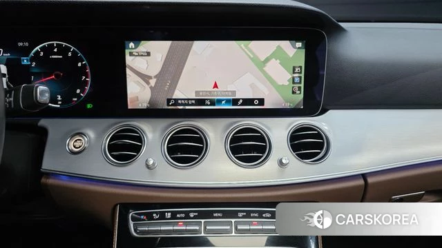 Mercedes-Benz E-Class W213 2021 Белый из Кореи, фото 4