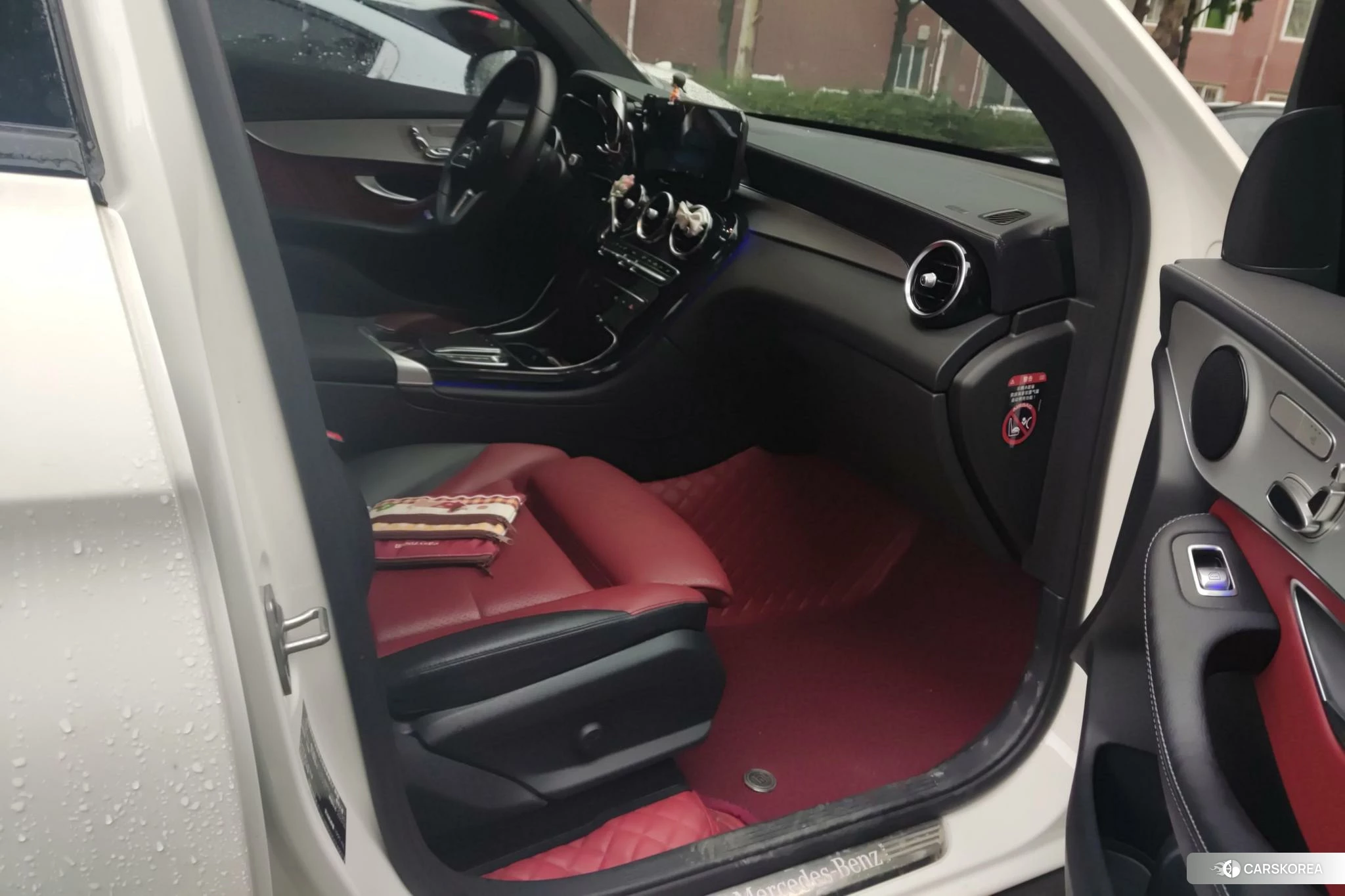 Mercedes-Benz GLC 2021 Белый из Китая, фото 4