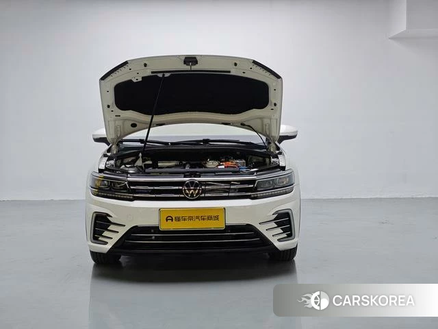 Volkswagen Tiguan L 2021 Белый из Китая, фото 4