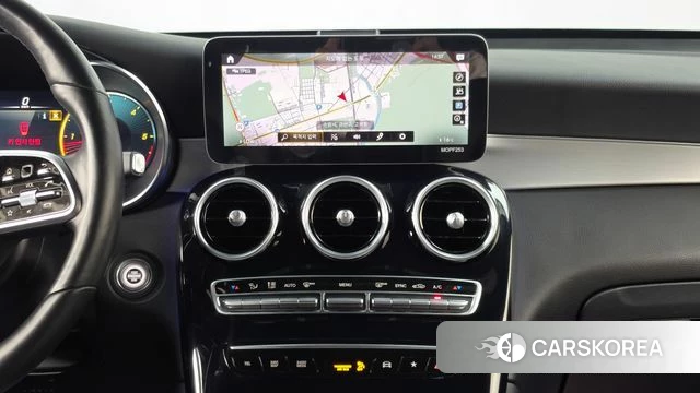 Mercedes-Benz GLC-Class X253 2021 Белый из Кореи, фото 4