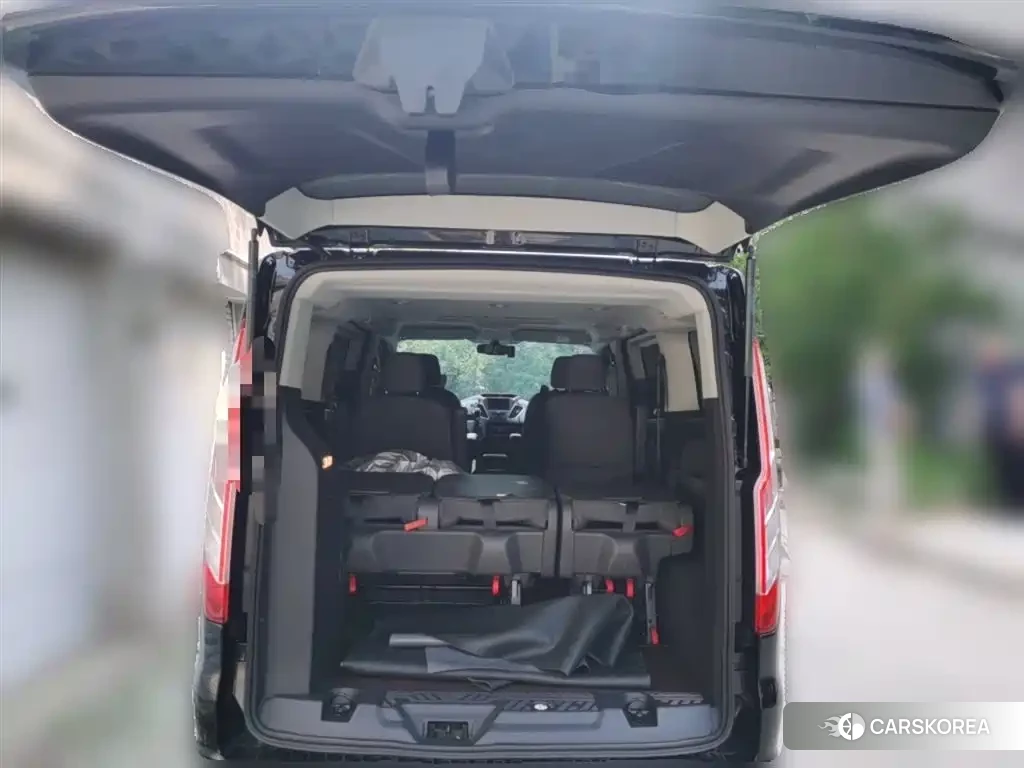 Ford Tourneo 2021 Черный из Китая, фото 5