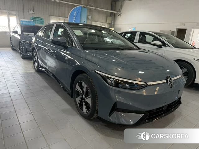 Volkswagen ID.7 VIZZION 2026 Темно-серый из Китая, фото 4