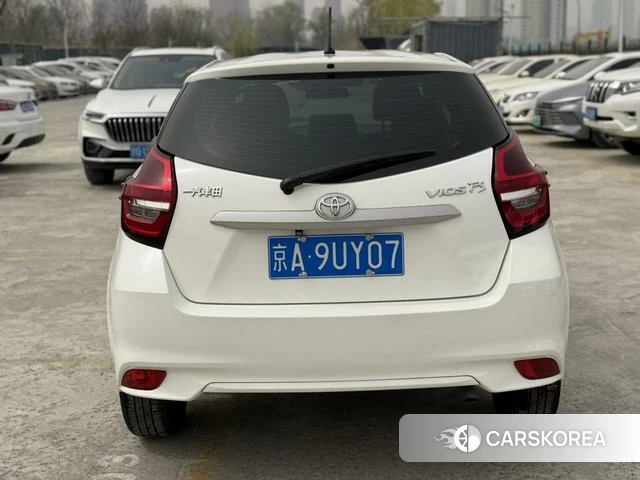 Toyota Vios 2021 Белый из Китая, фото 4
