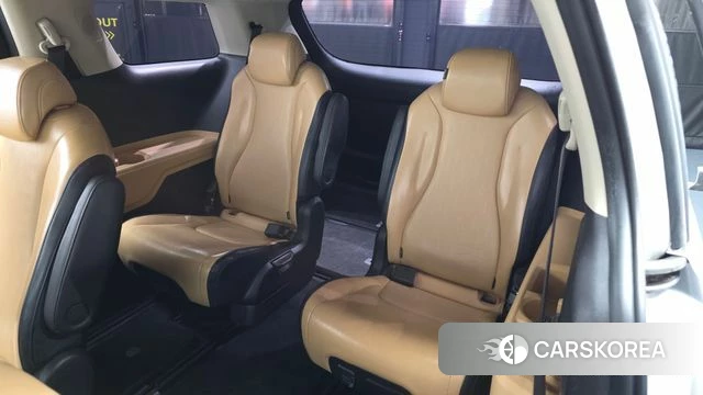 Kia Carnival 4th generation 2023 Белый из Кореи, фото 4