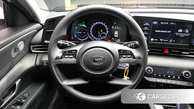 Hyundai Avante Hybrid (CN7) 2021 Белый из Кореи, фото 4