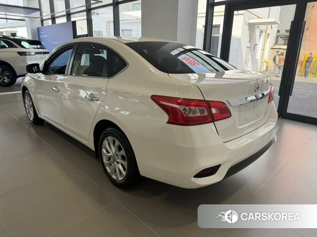 Nissan Sylphy 2021 Белый из Китая, фото 4