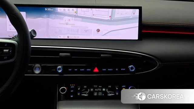 Genesis GV70 2025 Белый из Кореи, фото 4