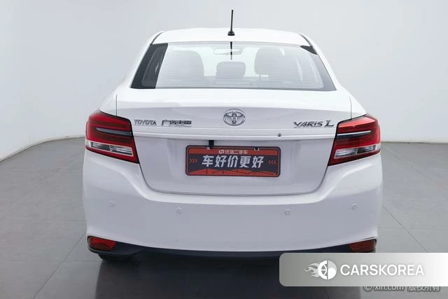 Toyota Yaris L 2021 Белый из Китая, фото 4