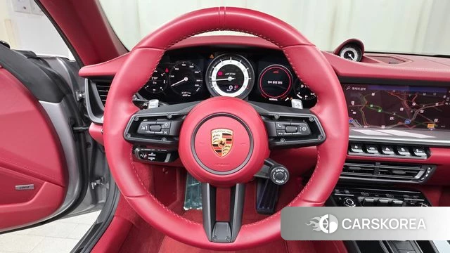 Porsche 911(992) id 4700860 из Кореи 4