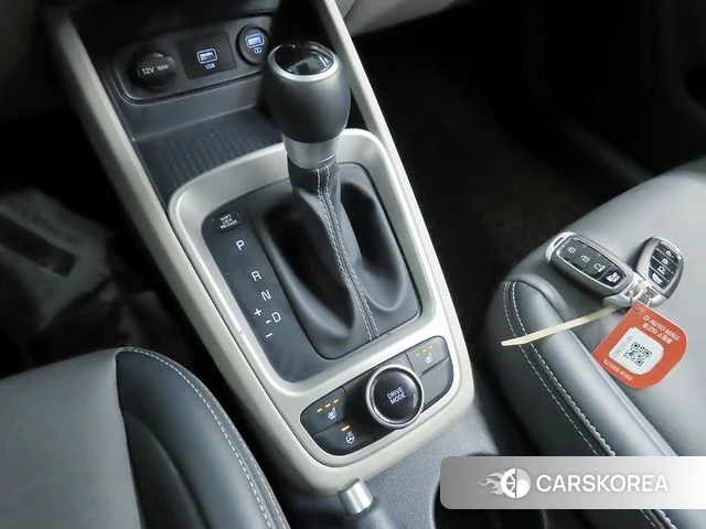 Hyundai Venue 2019 Белый из Кореи, фото 4