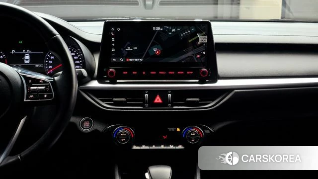 Kia The New K3 2nd generation 2022 Черный из Кореи, фото 4