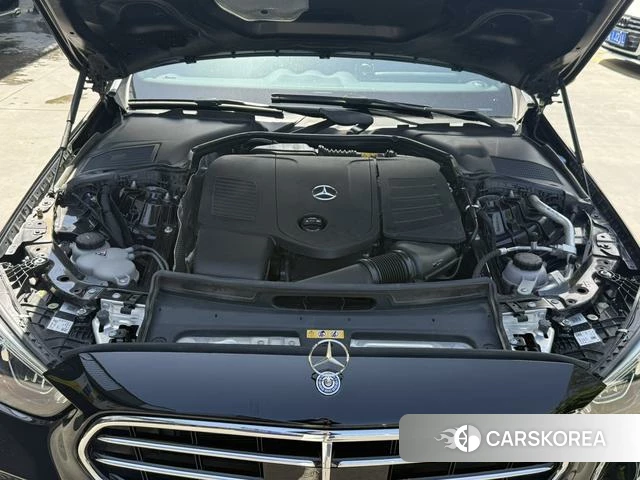 Mercedes-Benz C-class 2023 Черный из Китая, фото 4