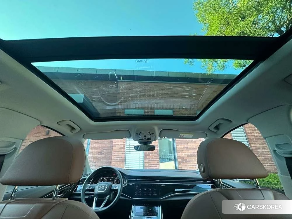 Audi Q7 2026 Черный из Китая, фото 4