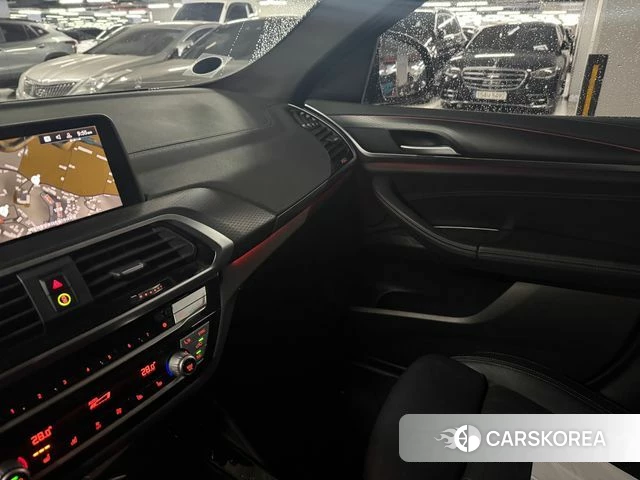 BMW X4 (G02) 2021 Черный из Кореи, фото 4