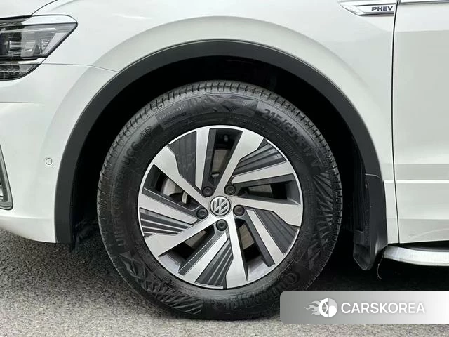 Volkswagen Tiguan L 2021 Белый из Китая, фото 4