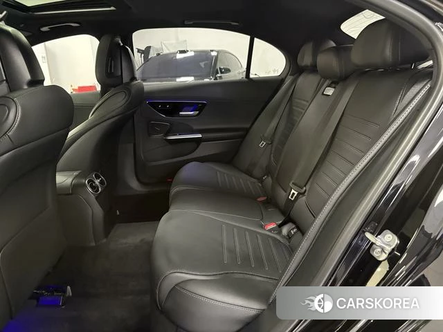 Mercedes-Benz C-class 2023 Черный из Китая, фото 4