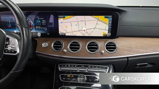 Mercedes-Benz E-Class W213 2020 Черный из Кореи, фото 4
